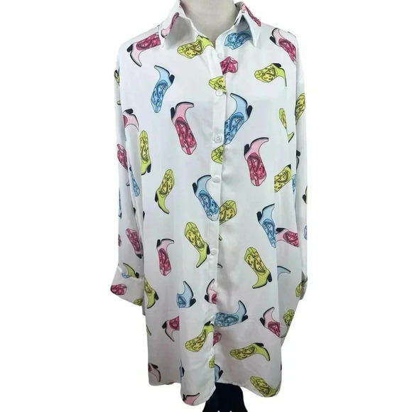 Blue B Collection Cowboy Boot Print Button Down Shirt Size Medium - Picture 2 of 12